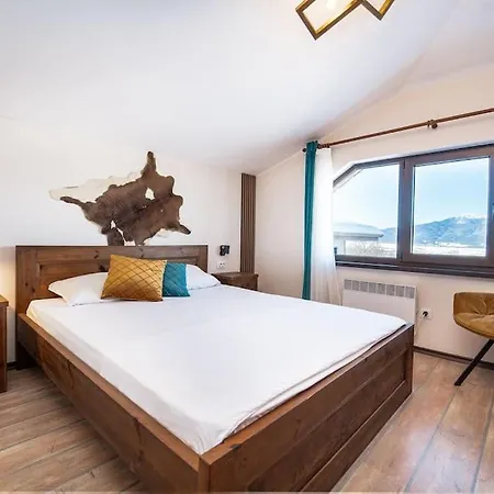 Private Cozy At Alpin + Complex